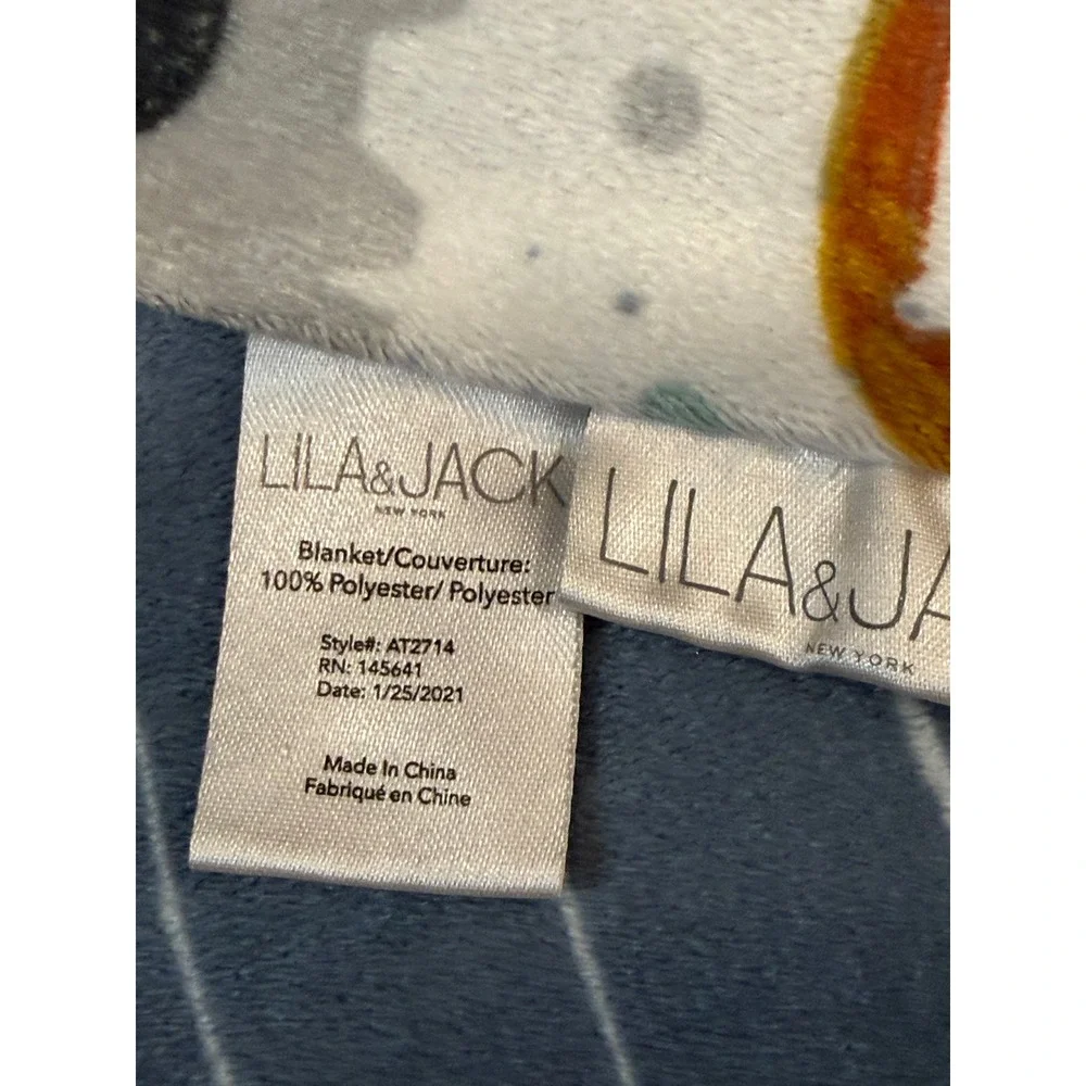 Lila & Jack Safari Animal Lion Elephant Striped Blue Baby Blanket AT2714